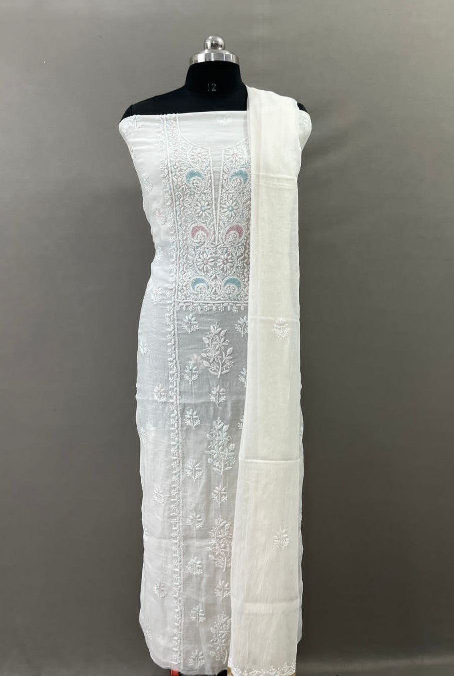 Elegant Two-Piece Mul Chanderi Set